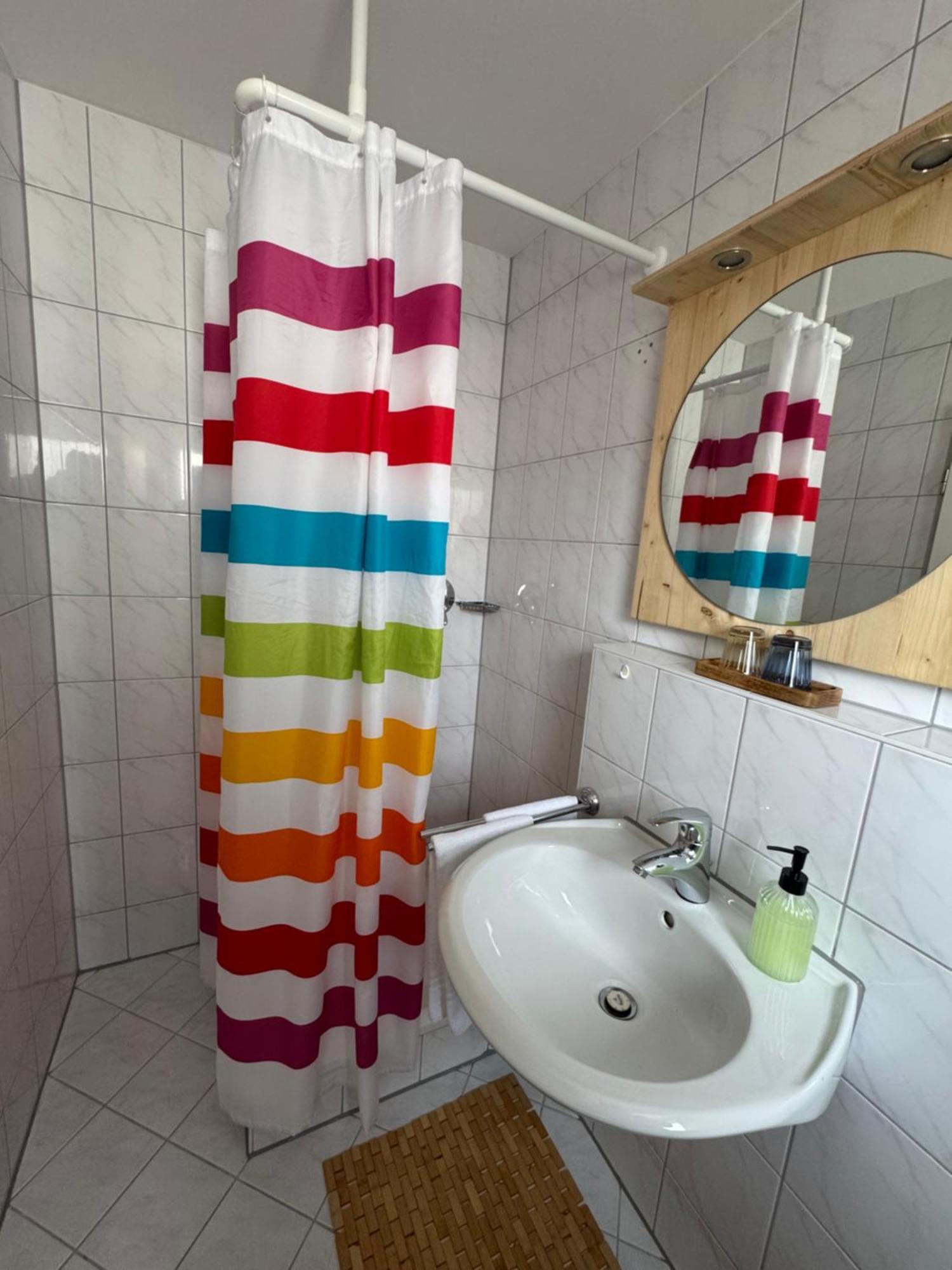 Gaestehaus Unterm Regenbogen Sigmaringendorf Dış mekan fotoğraf
