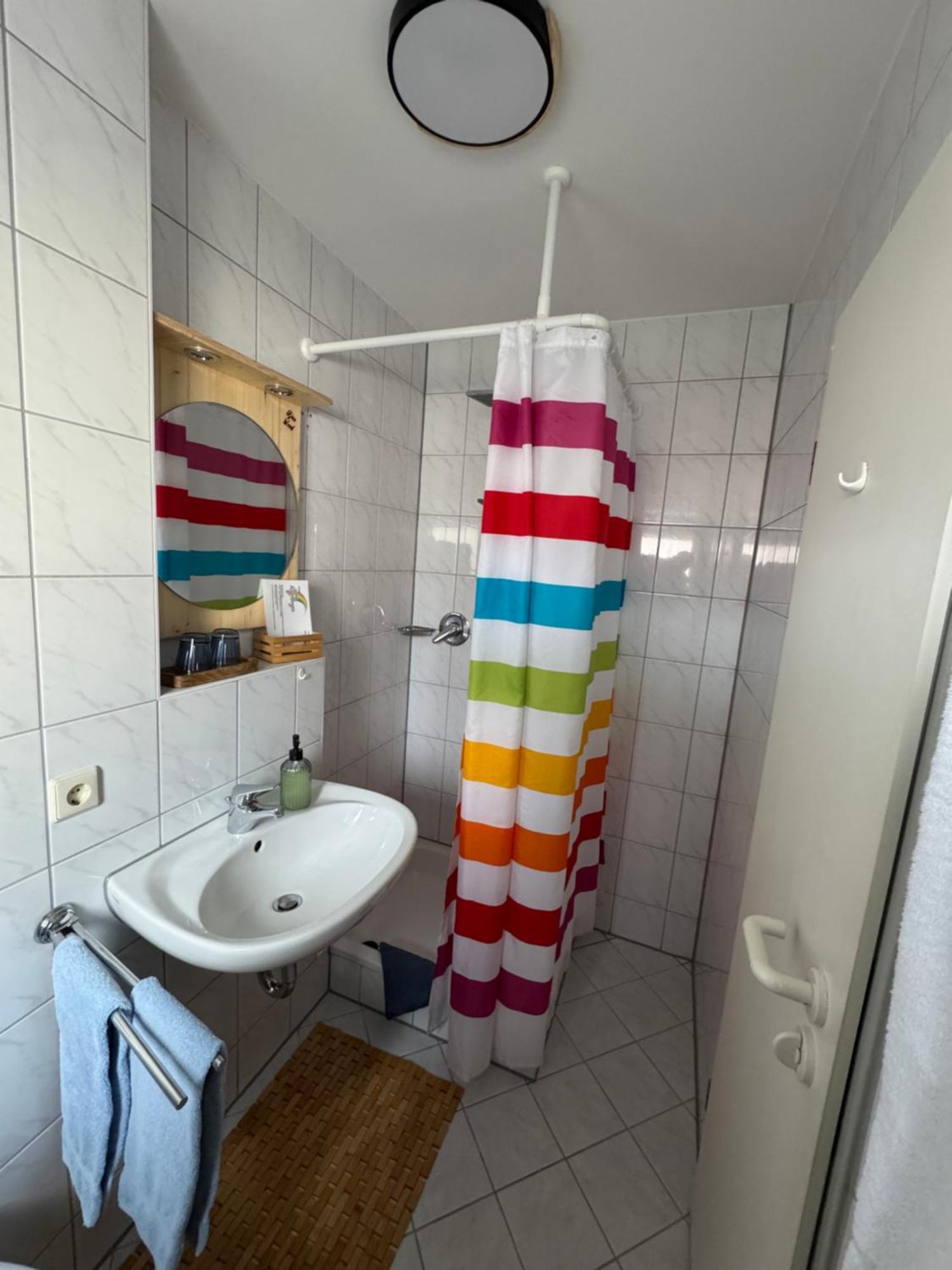 Gaestehaus Unterm Regenbogen Sigmaringendorf Dış mekan fotoğraf